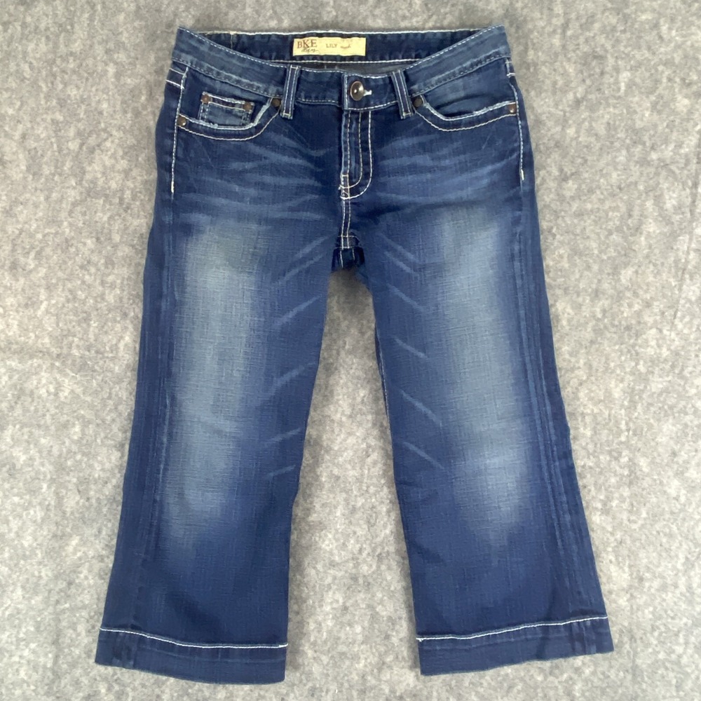 Buckle BKE Capri Jeans Womens 29 Blue Lily Thick Stitch Whiskered Embroidered